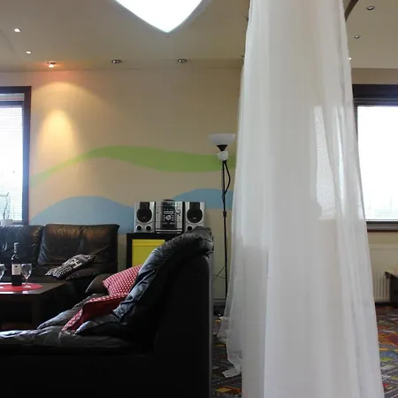 Cosy Apartament In With Free Parking アパート グディニャ