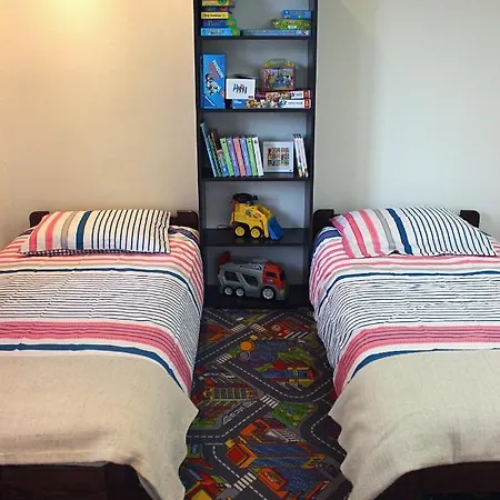 アパート Cosy Apartament In With Free Parking グディニャ