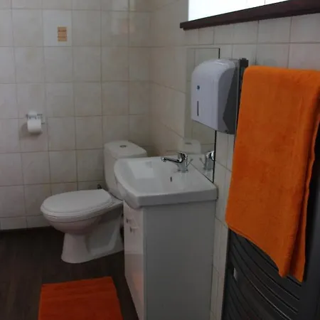 Cosy Apartament In With Free Parking アパート